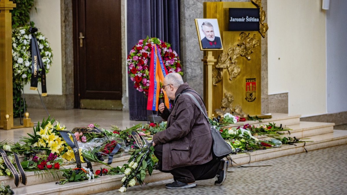 Pohřeb Jaromíra Štětiny