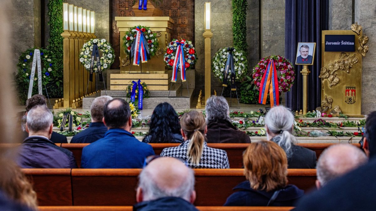 Pohřeb Jaromíra Štětiny