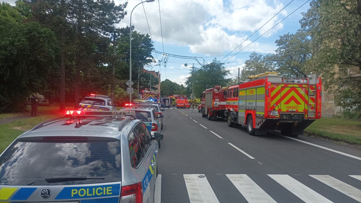 Řidič kamionu sestřelil v Ústí nad Labem autobus