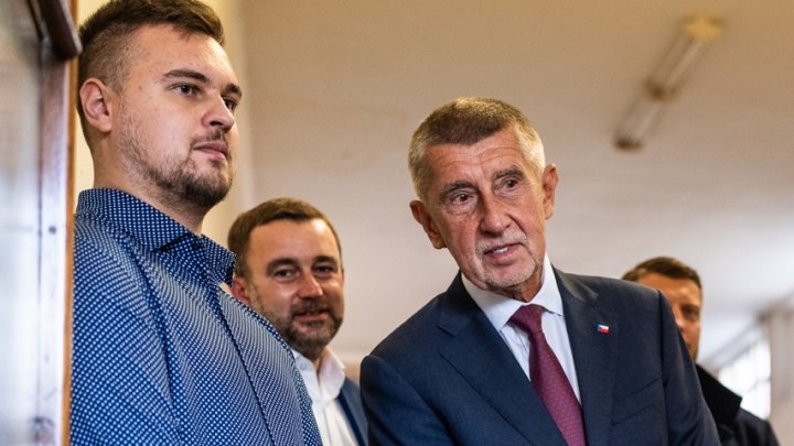 Andrej Babiš odevzdal hlas ve sněmovních volbách. (3.10.2025)