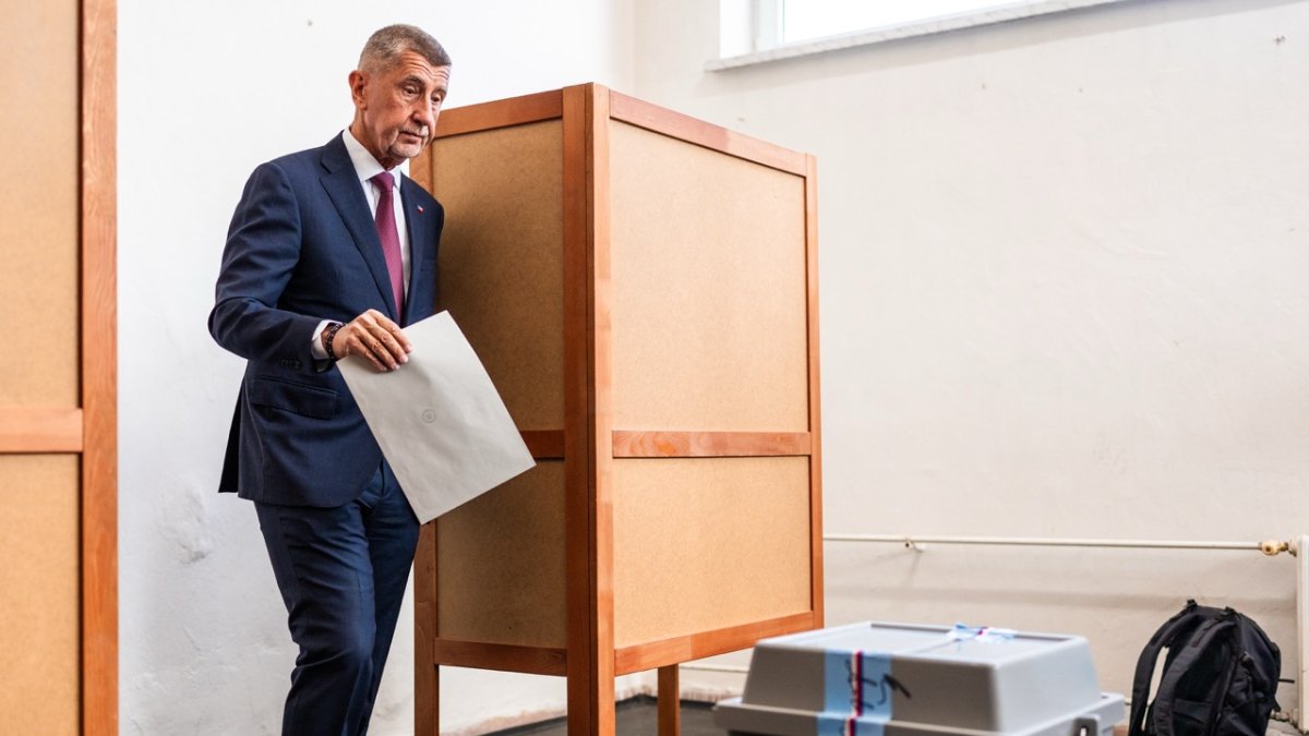 Andrej Babiš odevzdal hlas ve sněmovních volbách. (3.10.2025)
