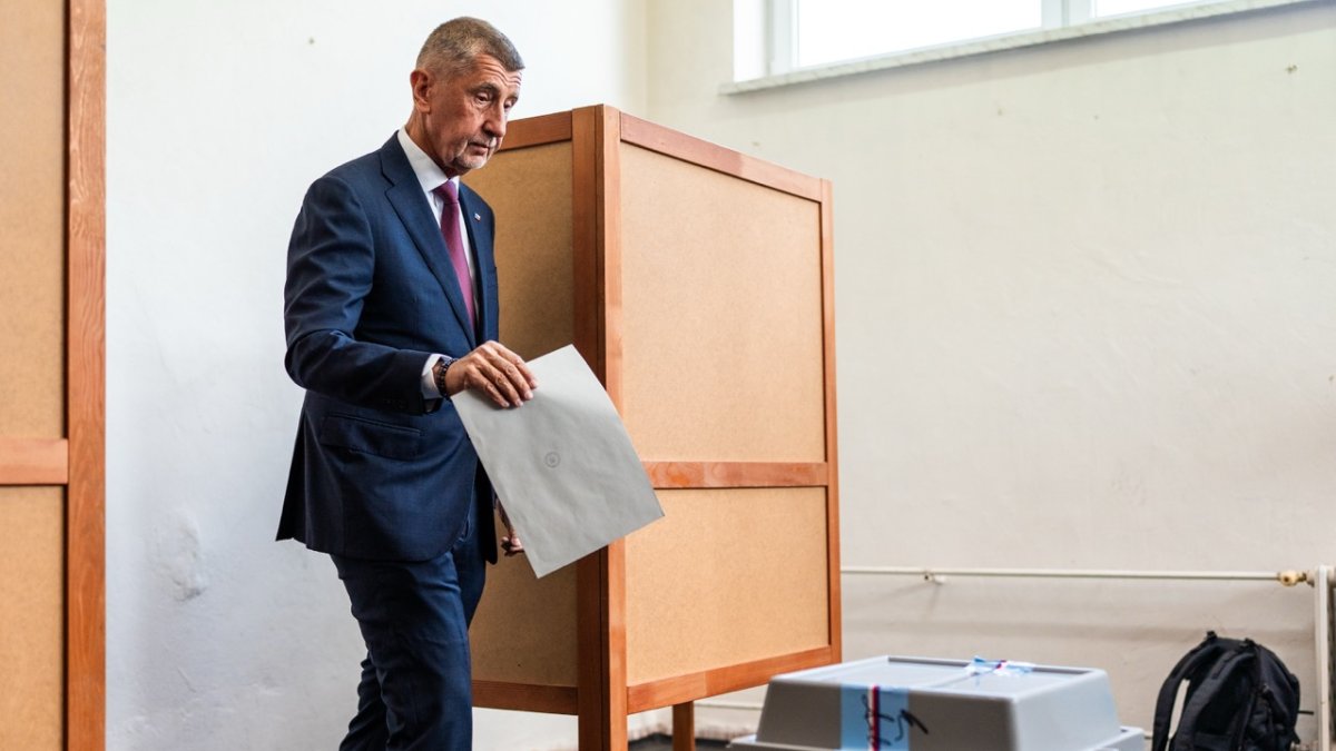 Andrej Babiš odevzdal hlas ve sněmovních volbách. (3.10.2025)