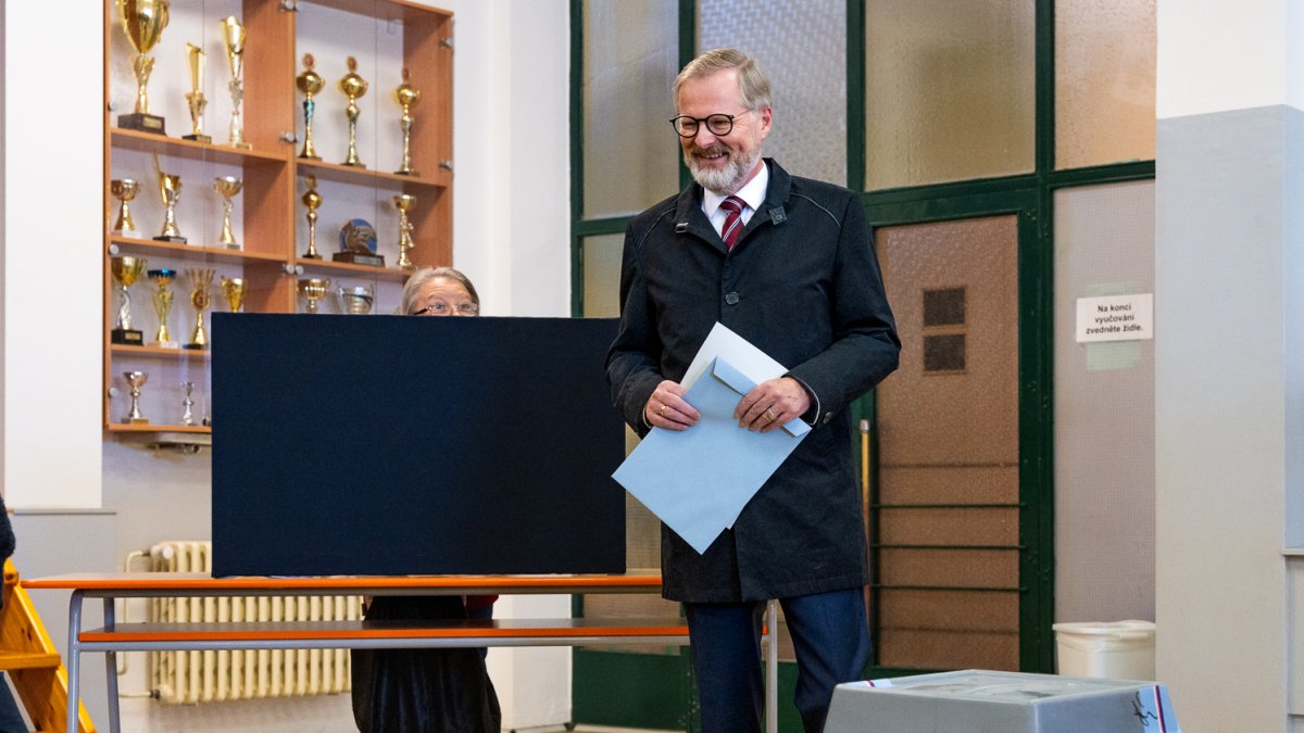 Petr Fiala odvolil v Brně. (3.10.2025)