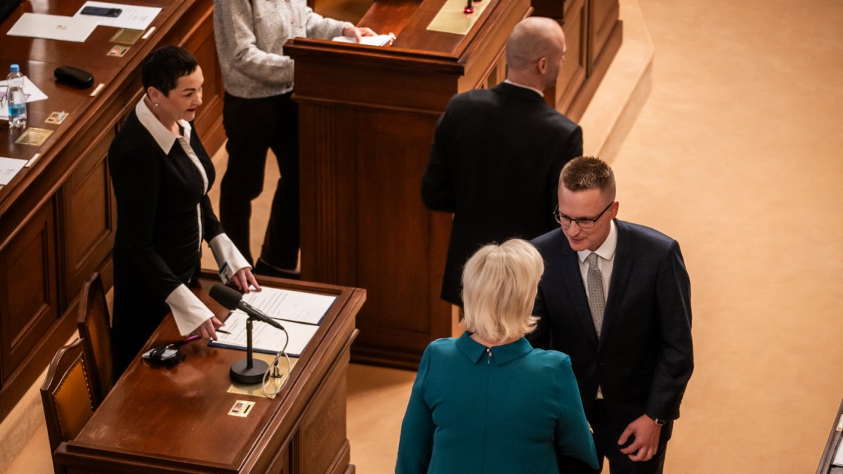 Schůze Poslanecké sněmovny