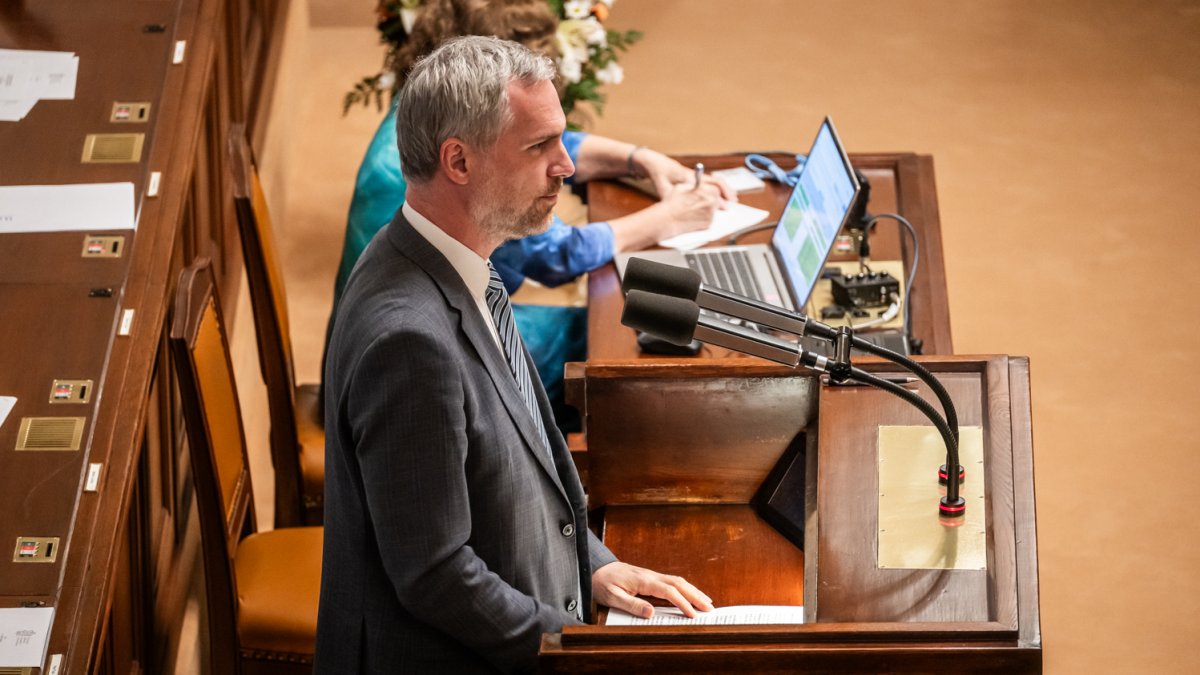 Schůze Poslanecké sněmovny