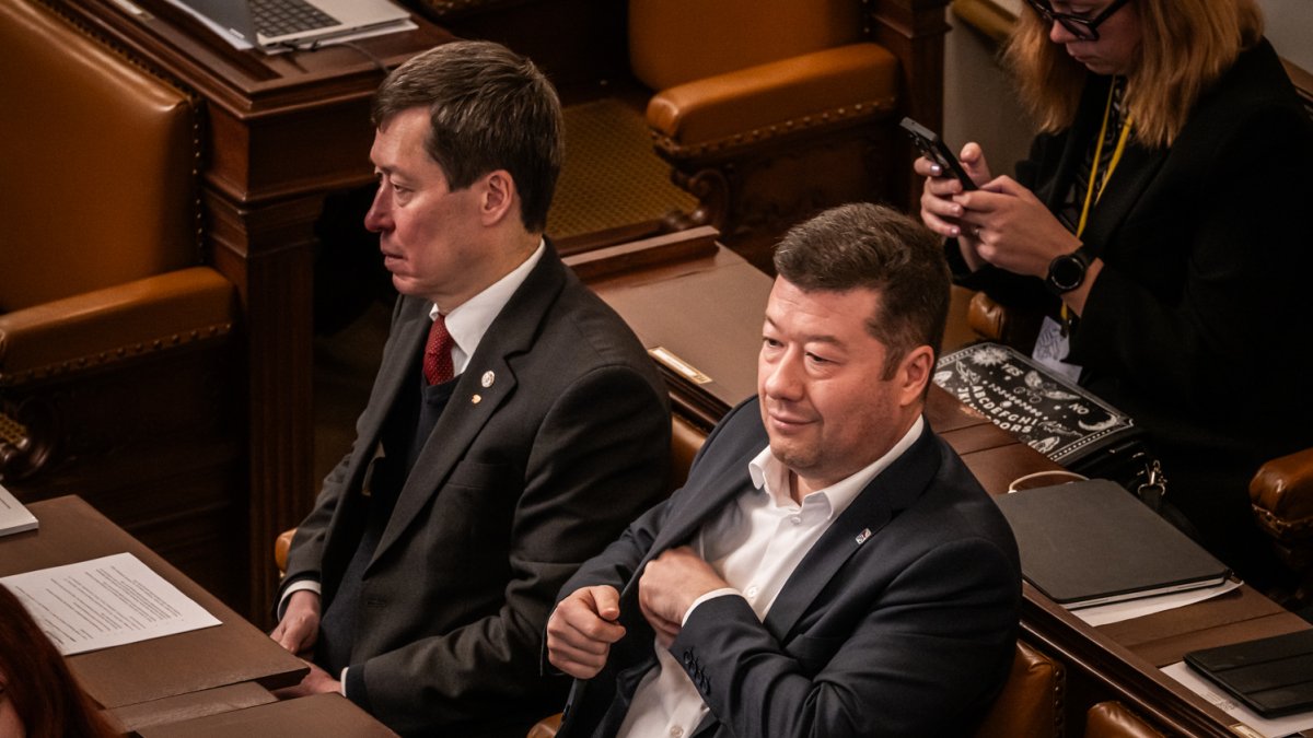 Schůze Poslanecké sněmovny