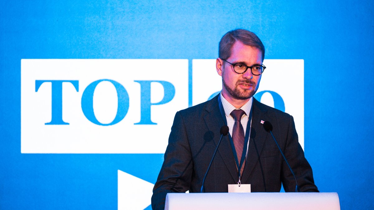 TOP 09 si na sněmu volí nové stranické vedení. (8.11.2025)