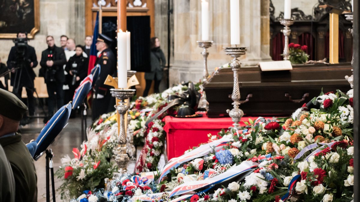 Česko se loučí s kardinálem Dominikem Dukou