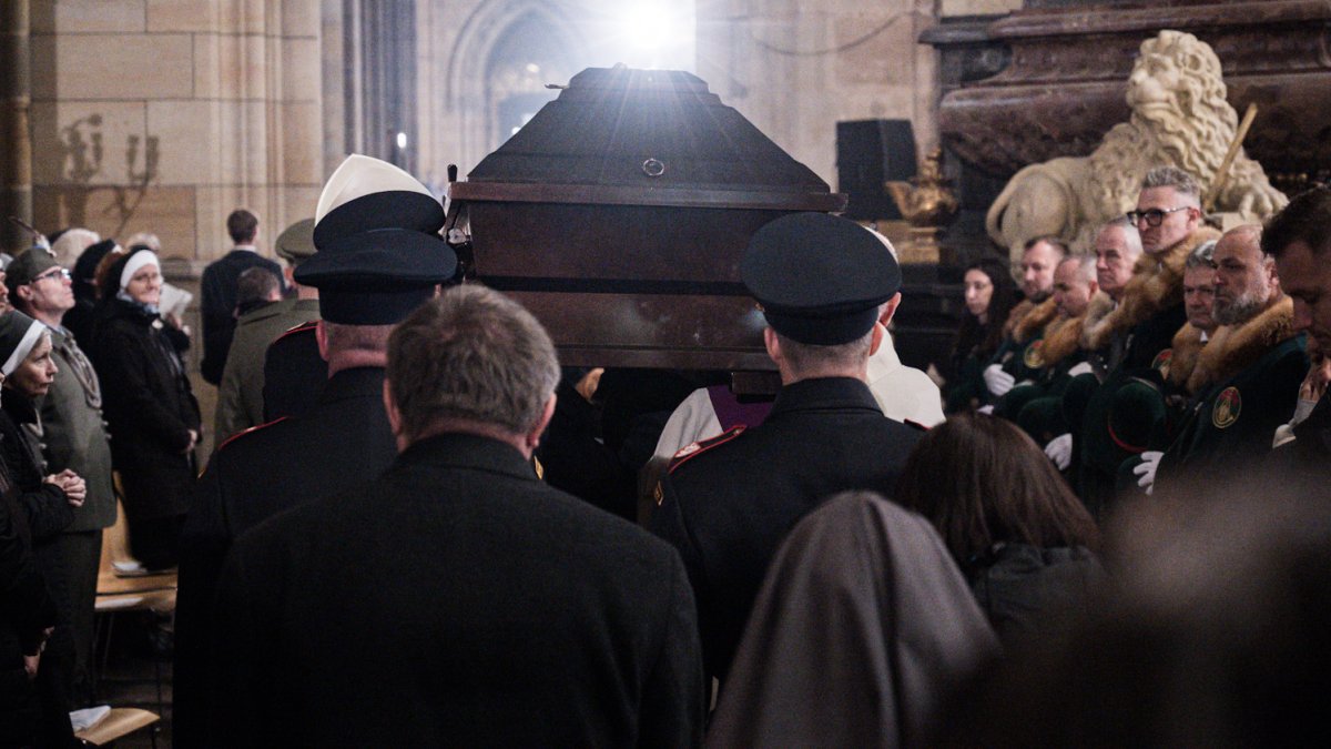 Česko se loučí s kardinálem Dominikem Dukou