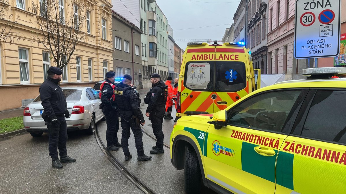 Policie zasahovala u napadení v ulicích Brna. (8.12.2025)