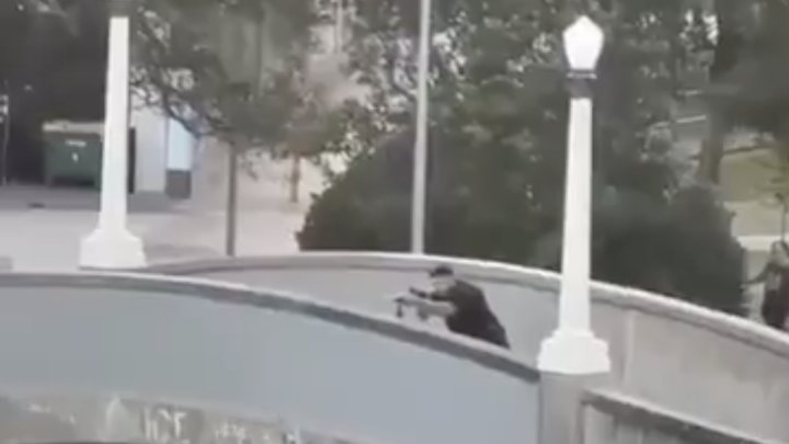 V australském Sydney došlo k útoku na pláži. (14.12.2025)