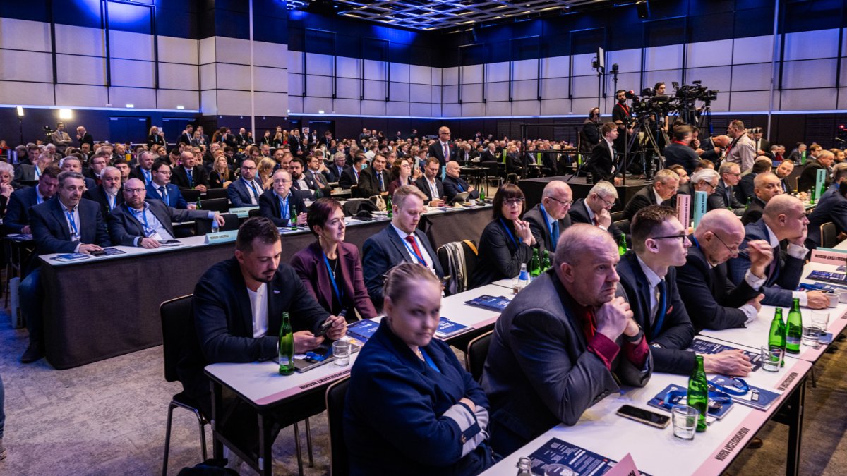 ODS rozhoduje o budoucnosti strany. (17.1.2026)