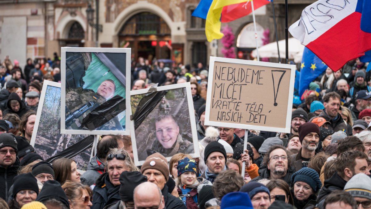 Na Staromáku probíhá demonstrace Společně za Ukrajinu. (21.2.2026)