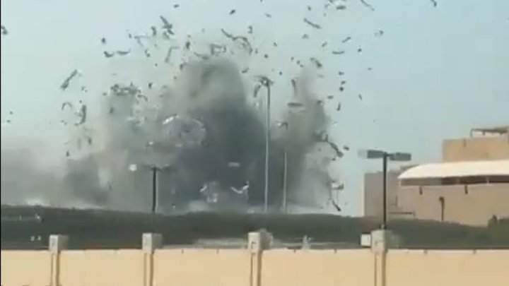 Írán zasáhl základnu páté flotily amerického námořnictva v Bahrajnu